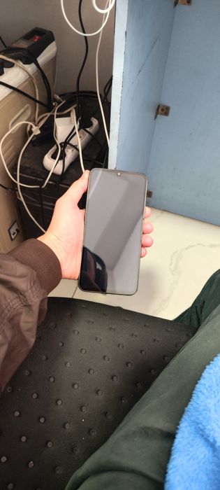 Samsung A34.   128gb