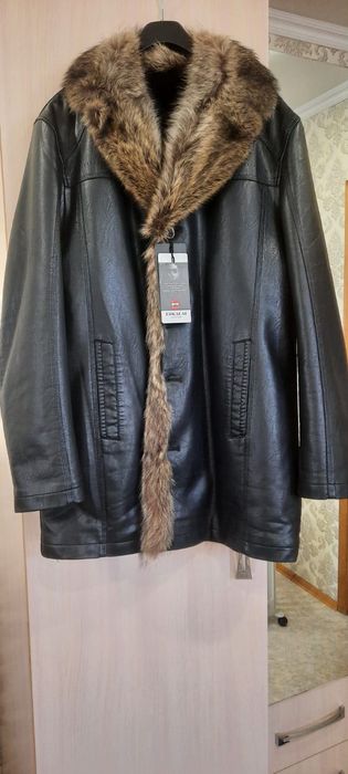 Продам мужскую дубленку