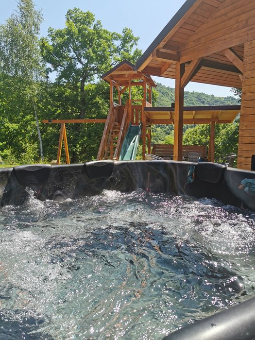 Cabana de închiriat,, Belvedere Bistra,, Bistra-Mureșului, cu ciubar