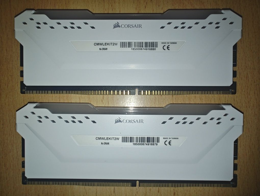 Corsair RGB Pro Light Enhancement kit DDR4