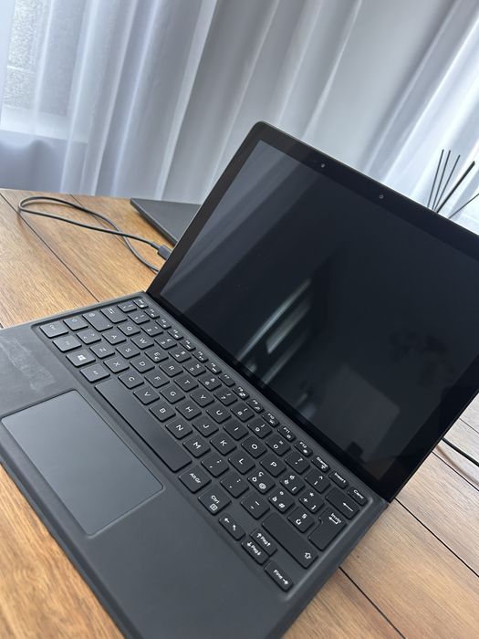 Dell 5290 2in1 i5 si 16 GB ram