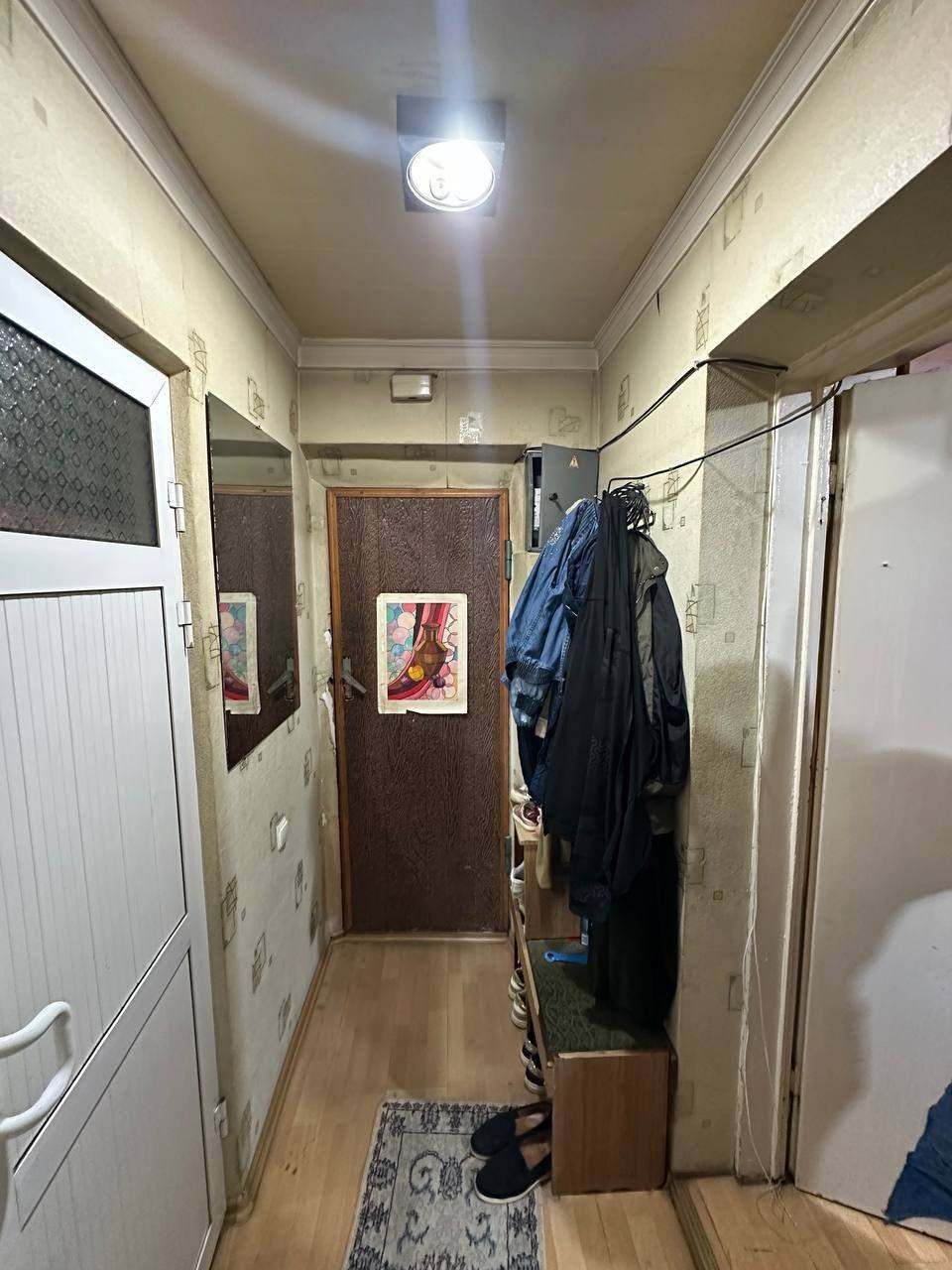 Продаётся квартира Чиланзар 7 квартал 1/5/5 кирпич 1,2 ×3