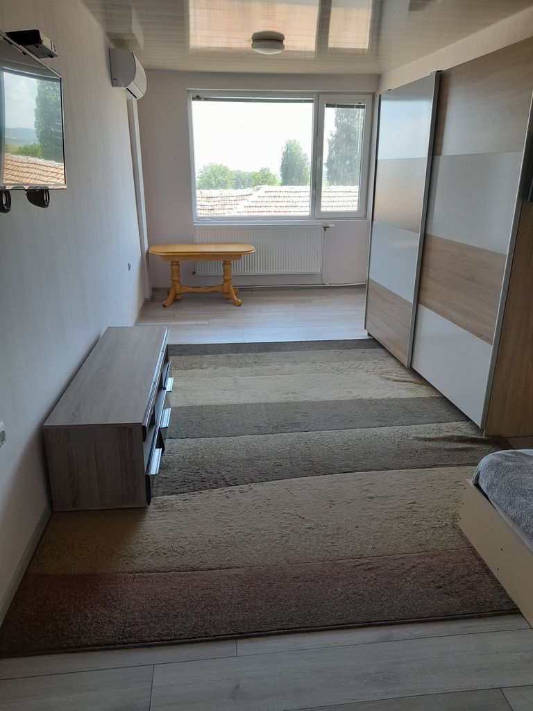 Продава се Къща в Лясковец - 660 кв.м за 281 €/кв.м - Снимка #11