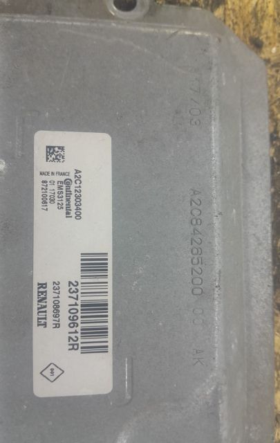 Calculator motor ecu 237109612r 1.0 sce 1.5 dci Dacia Logan 2 seria