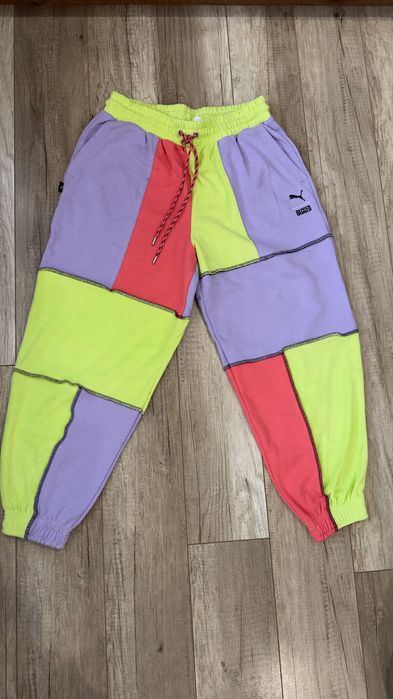 Долнище на Puma .