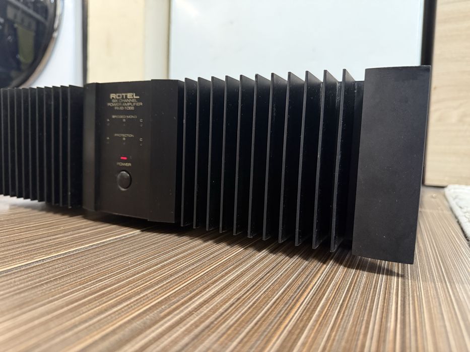 Rotel RMB1066 Качествено стъпало
