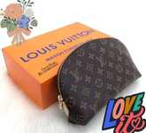 Portfard Louis Vuitton new model import Franța