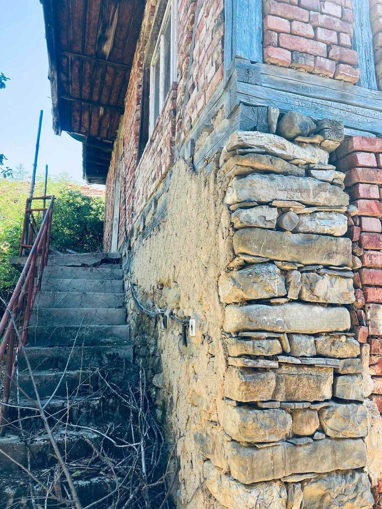 Продава се Къща в с. Шипково, Област Ловеч - 128 кв.м за 175 €/кв.м - Снимка #4