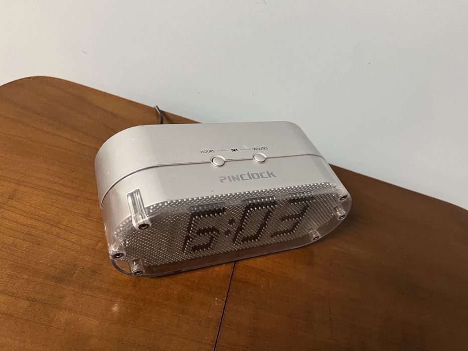 Настолен часовник / DAKA Pinclock / 90-те