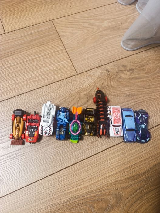 Hot wheels колички