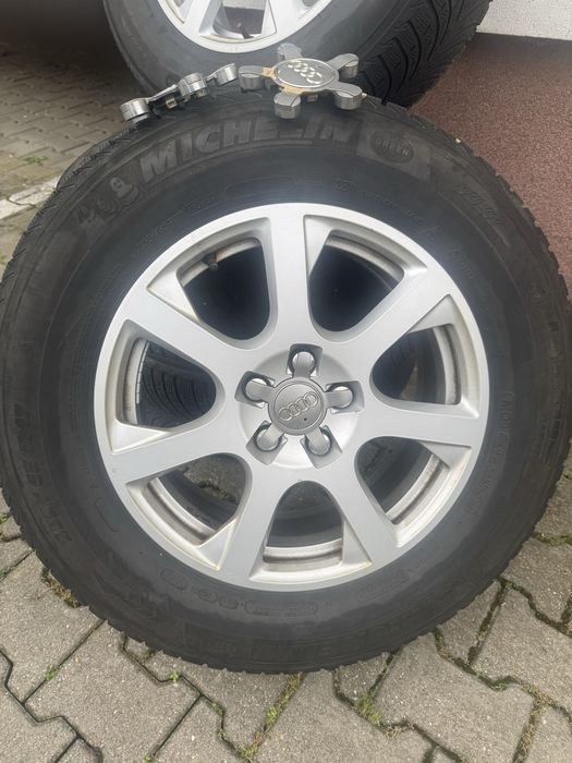 Jante originale audi q5 anvelope iarna 235/65/17 dot 2017 capace origi