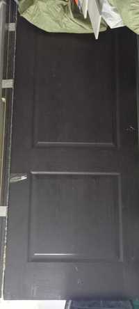 Дверь межкомнатная б/у в комплекте с коробом и наличником