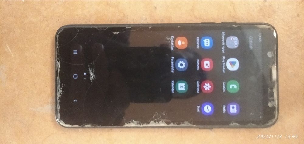 Samsung a6 xolati yaxshi600ming