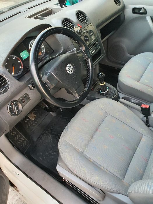 VW CADDY / 1.9 Tdi / Cu Trapă