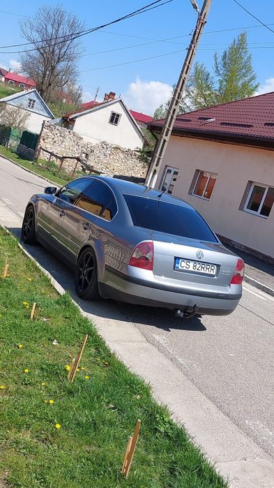Vând vw passat b5 1.9 Tdi mașina