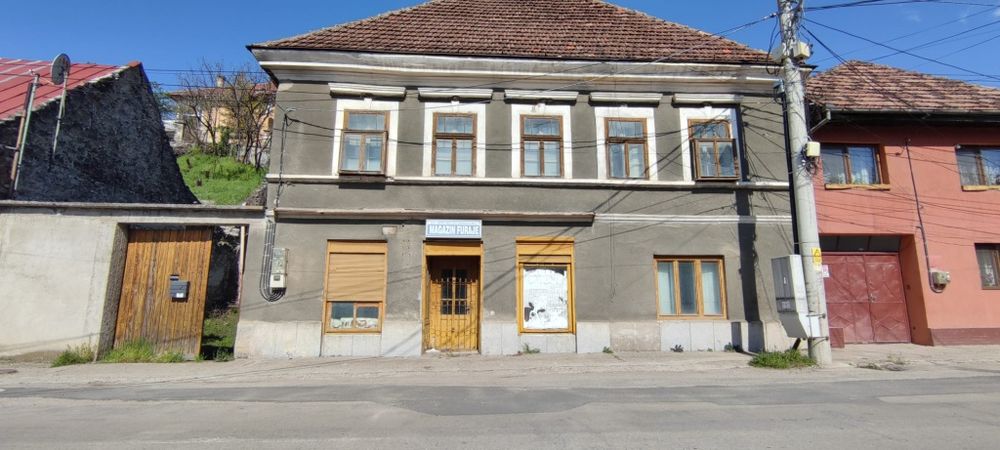Casă istorică de vânzare-Oravița zonă ultracentrală