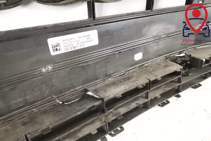 Ауди А7 / Audi A7 Оригинална централна решетка със сензори, поддръжка