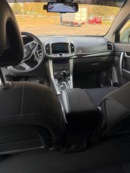 Captiva 3 2013 Yil 80.000 km kraska top toza oq rangi