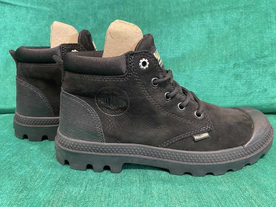Ghete Palladium Pampa Outdoor marimea 38