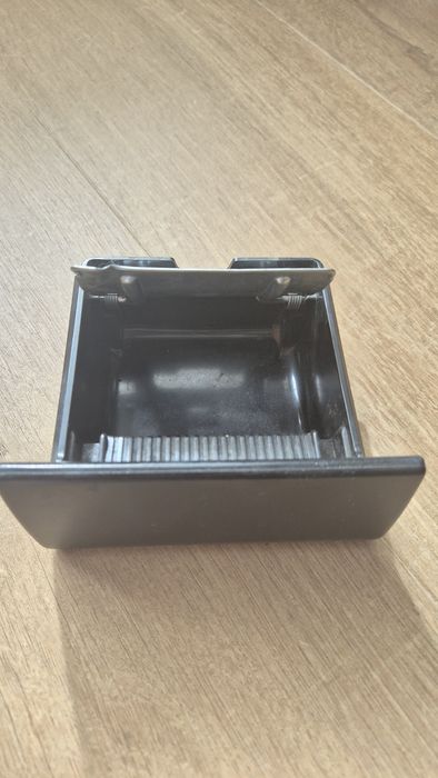 Пепелник със запалка за Хонда Сивик 6