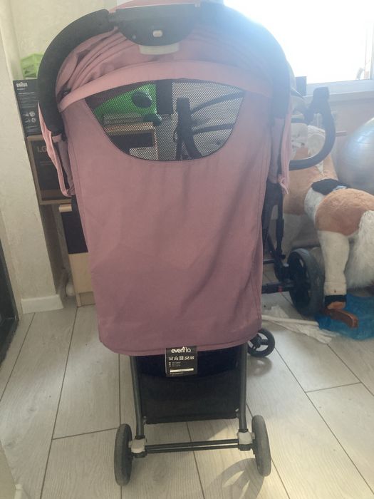 Коляска прогулочная