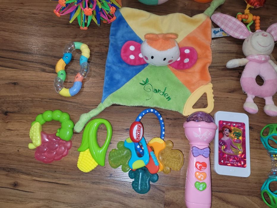 Голям лот бебешки играчки Playgro и др.