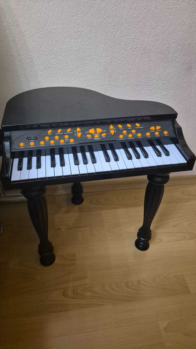 Детское пианино, в отличном состоянии