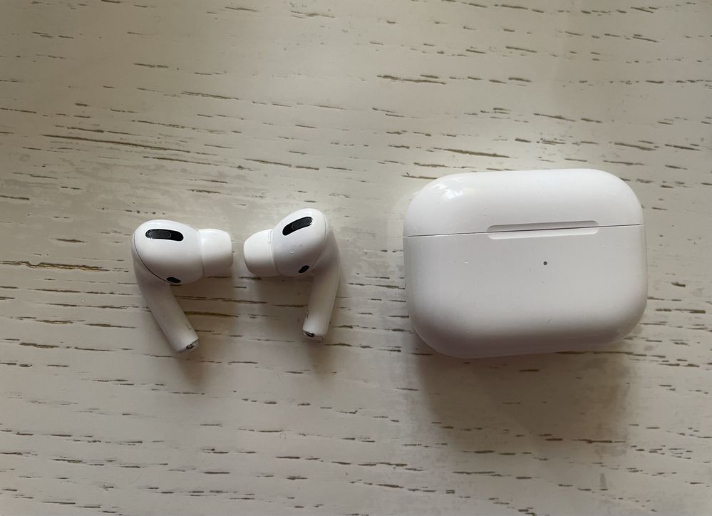 кейс наушников AirPods