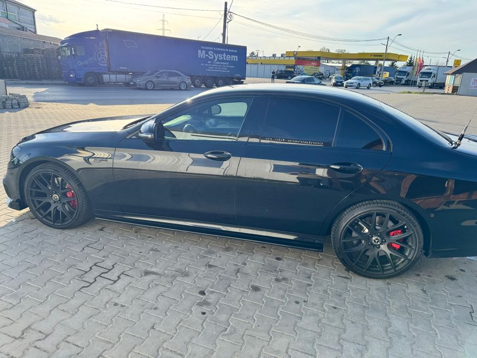 Mercedes E43 AMG