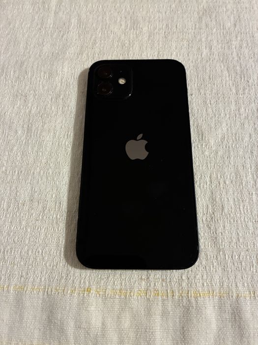 Vand Iphone 12 Negru