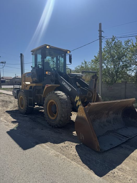 Погрузчик 2 куб аренда