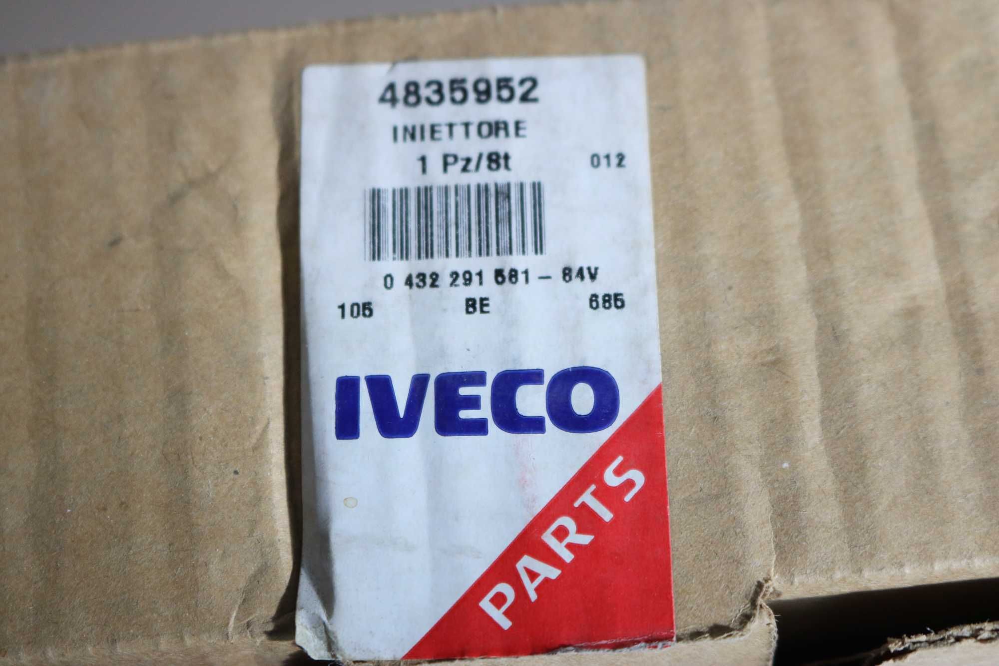 Injector Iveco 4835852