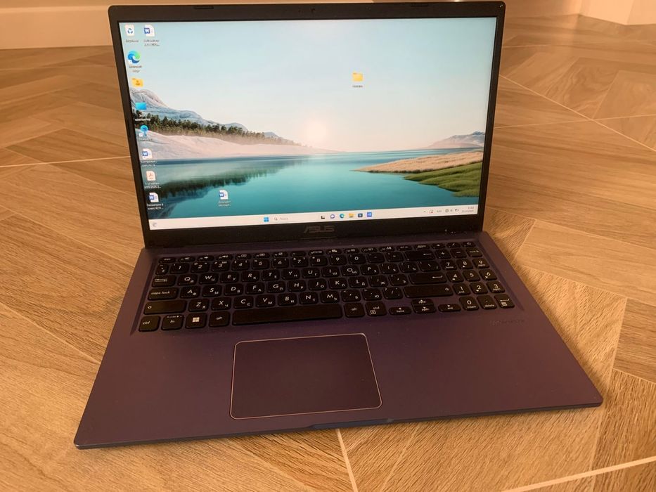 Ноутбук Asus X515E