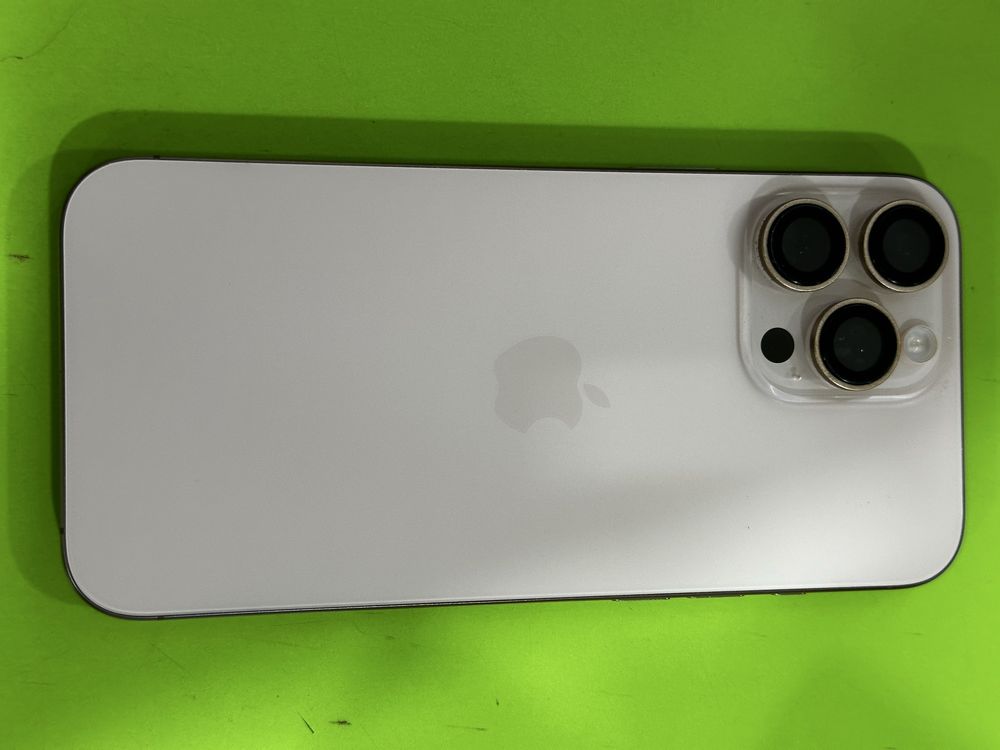 iPhone 16 pro max