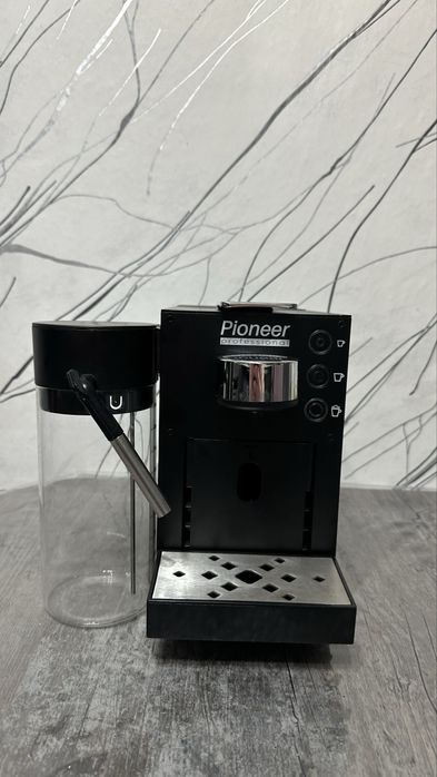 Кофемашина капсульная Pioneer