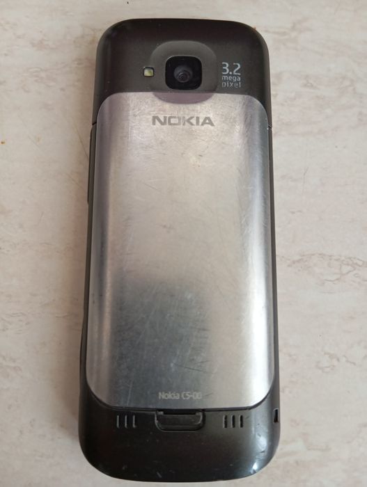 Telefon Nokia C 5