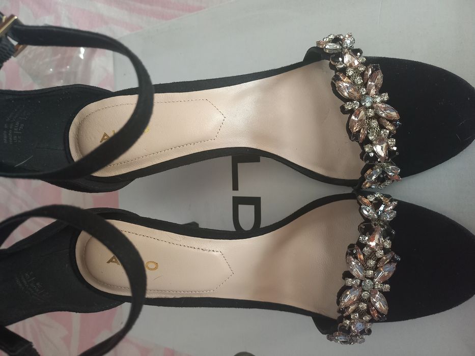 Уникални,елегантни обувки "Аldo"