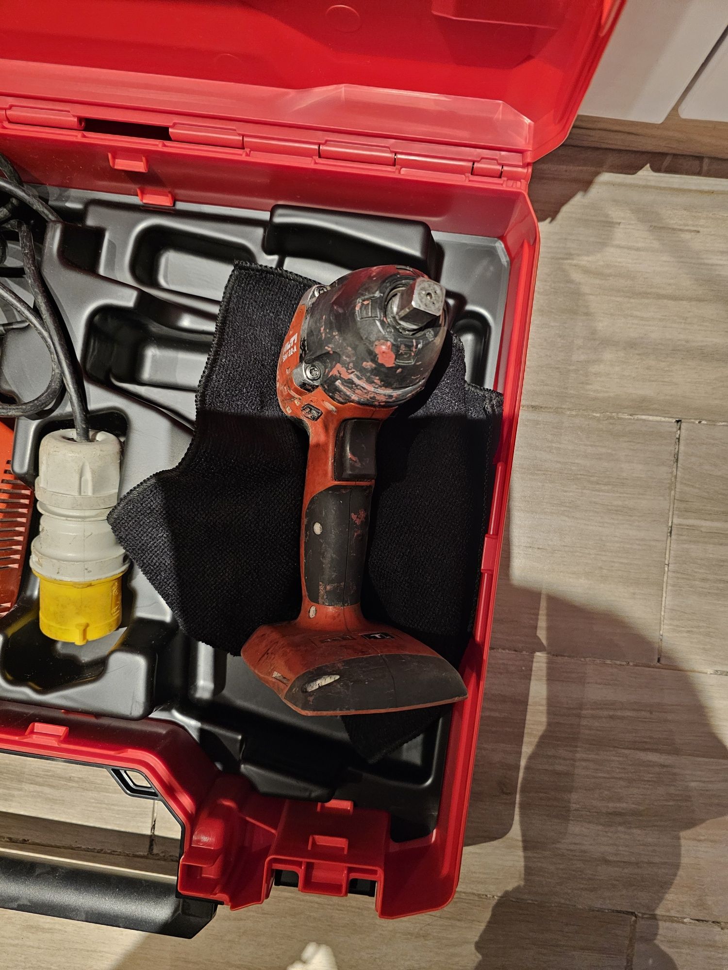 Инструменти Makita и Hilti