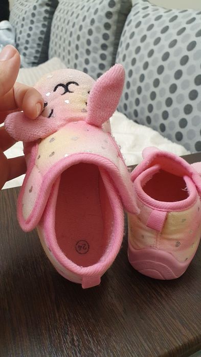 Детски пантофи 24 номер