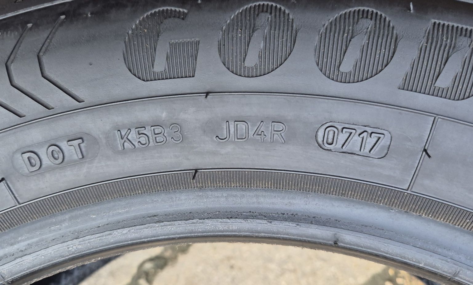 Set 2buc 215/55 R16 93W Goodyear Eficient Grip Performace vară