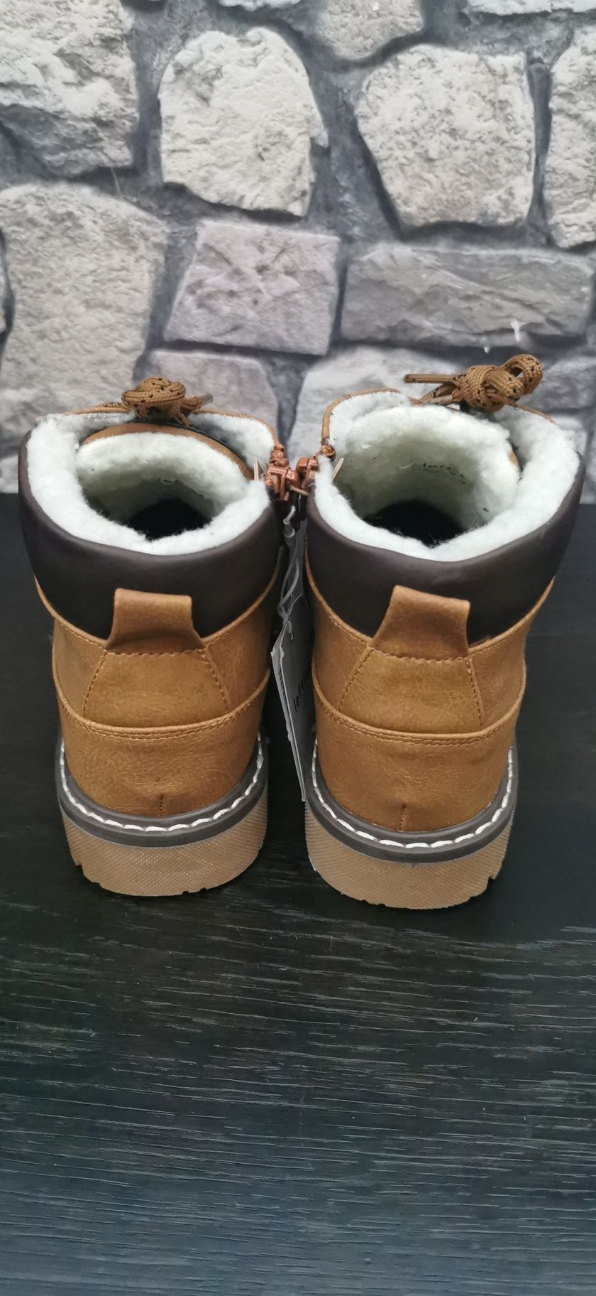 НОВИ зимни, топли, детски обувки