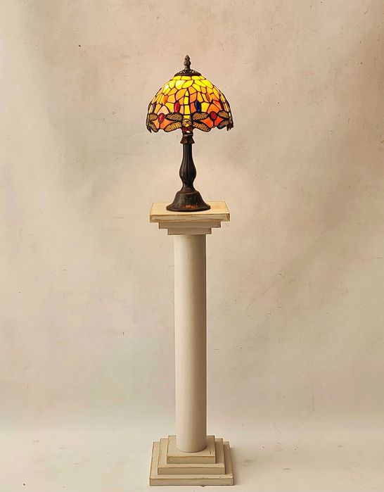 Настолна лампа Tiffany стил с витражен абажур