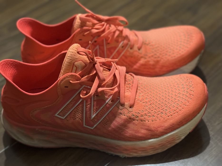 Продаются разные брендовые беговые спортивные кросовки