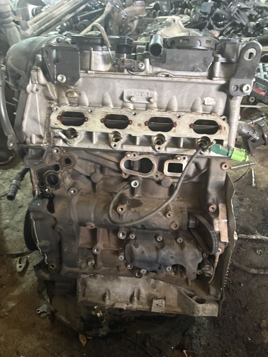 Audi a4 b8 1.8 tfsi Двигател CDH