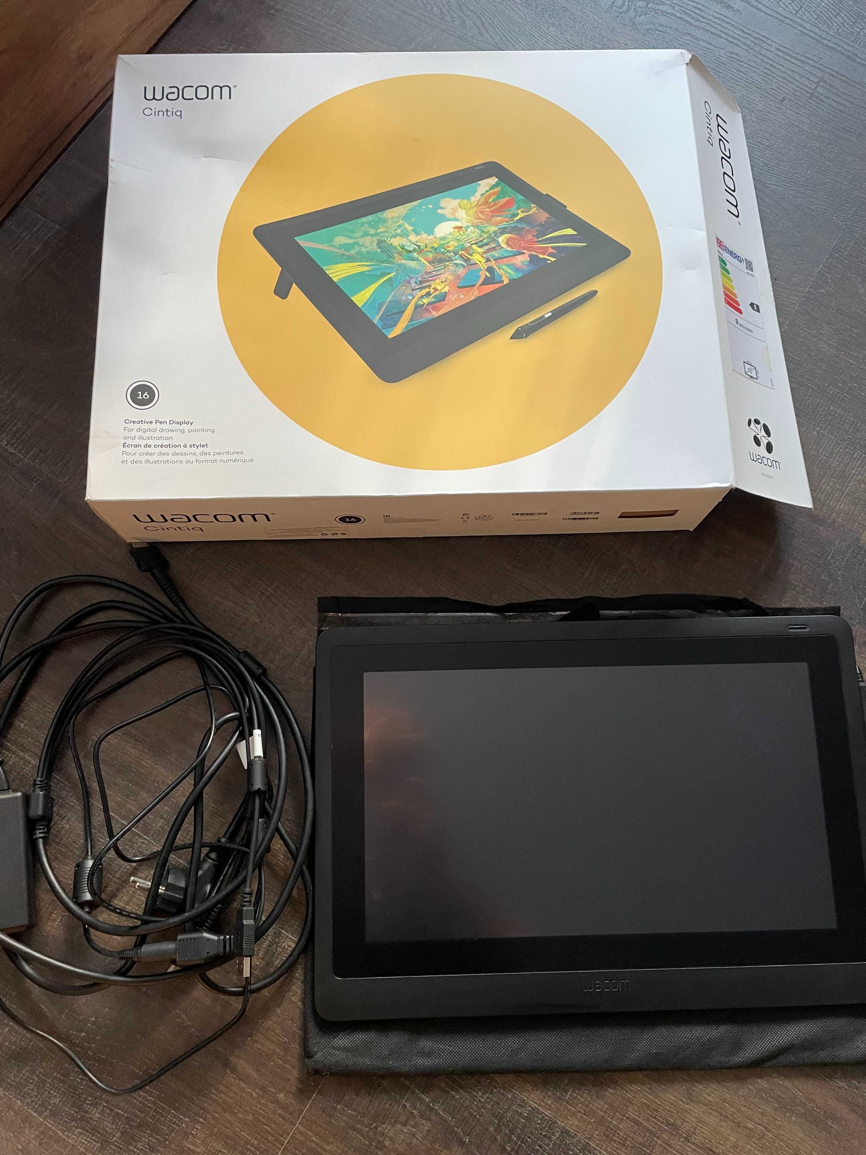 Графичен таблет Wacom - Cintiq 16, DTK-1660 - 15.6", черен