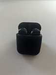 Продам AirPods черный
