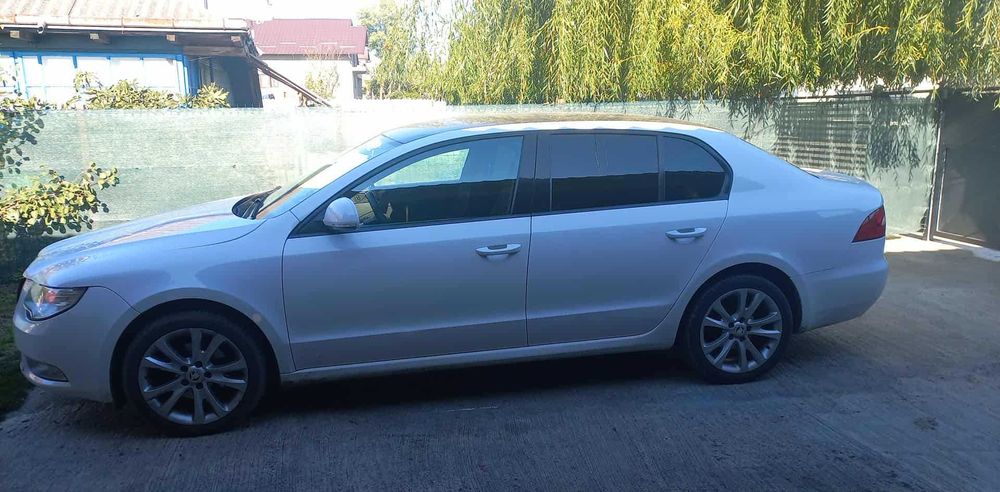 De vânzare: Skoda Superb 2012 - 1.6 TDI