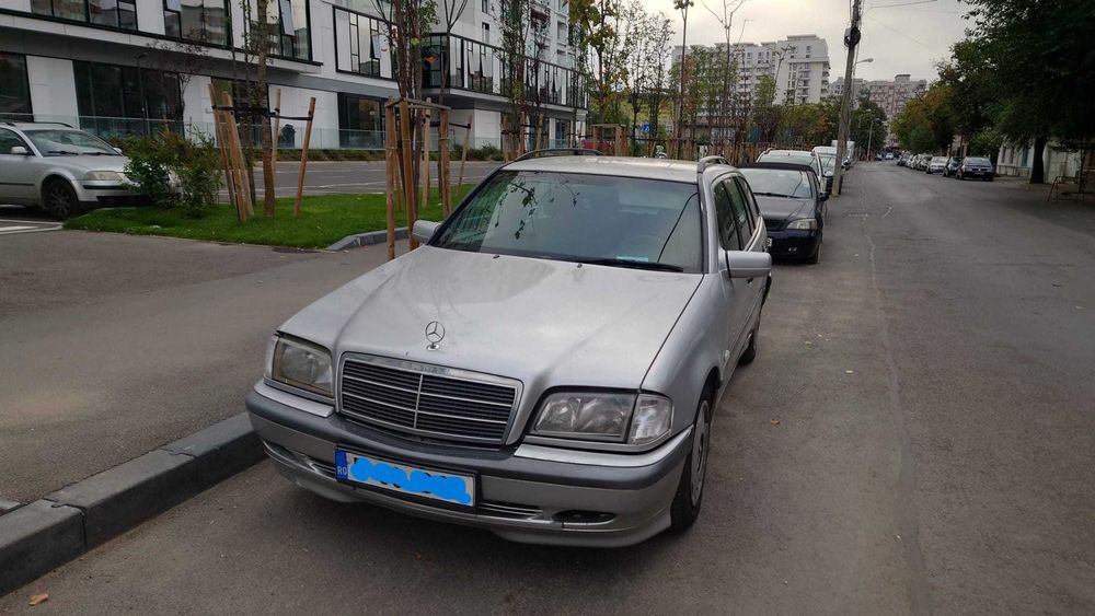 Vand Mercedes - Benz C class W202 220D break automata