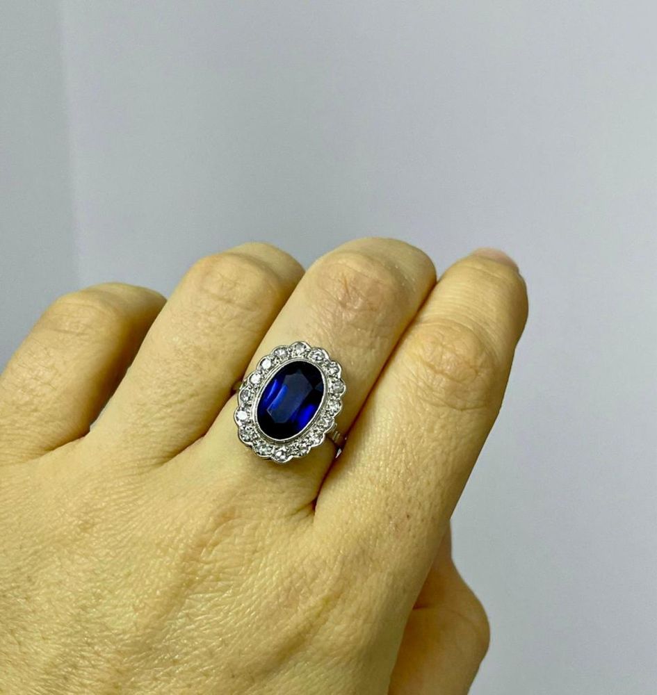 Inel platina safir natural si anturaj de diamante,certificat gemologic