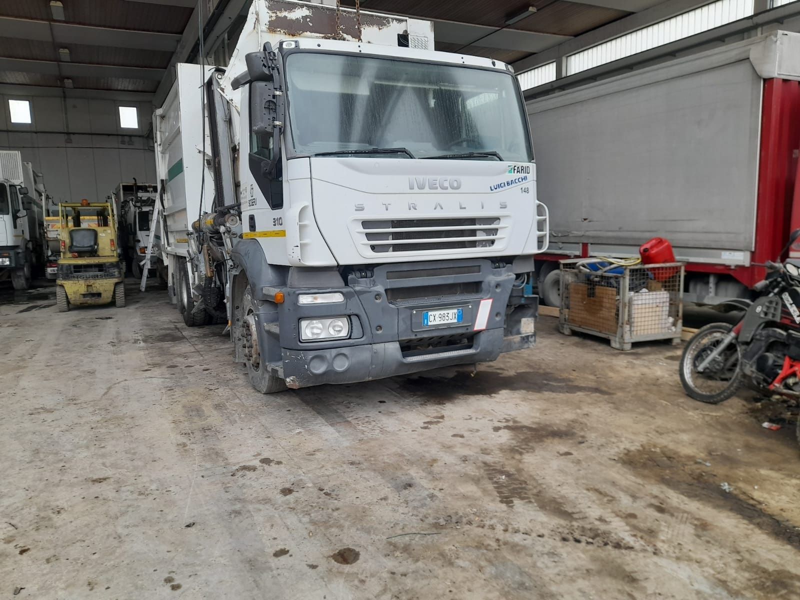 Dezmembrez iveco eurocargo și iveco stralis.